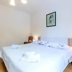Three-bedroom In Neoric